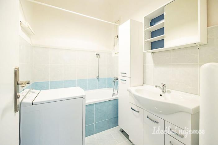 Pronájem bytu 2+1, Praha - Žižkov, Jana Želivského, 52 m2