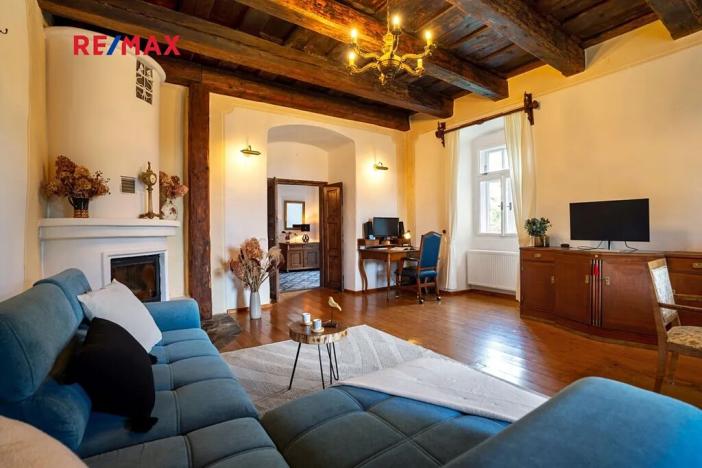 Prodej rodinného domu, Včelákov, 358 m2