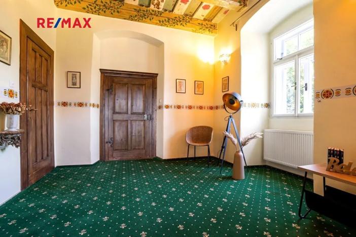 Prodej rodinného domu, Včelákov, 358 m2