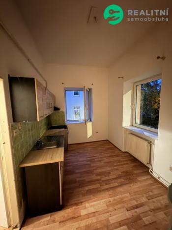 Pronájem bytu 3+1, Děčín, Budapešťská, 70 m2