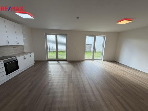 Pronájem rodinného domu, Praha - Hostavice, Vrbenská, 114 m2