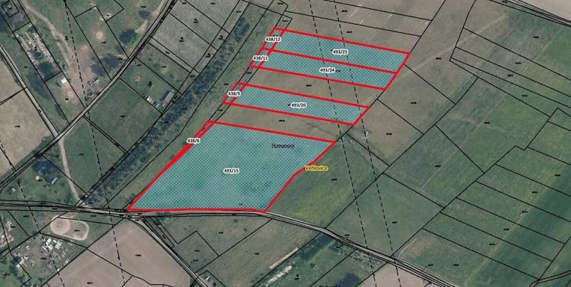 Prodej pole, Mělník, 11396 m2