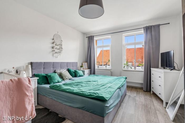 Prodej vícegeneračního domu, Osek, K. H. Borovského, 452 m2