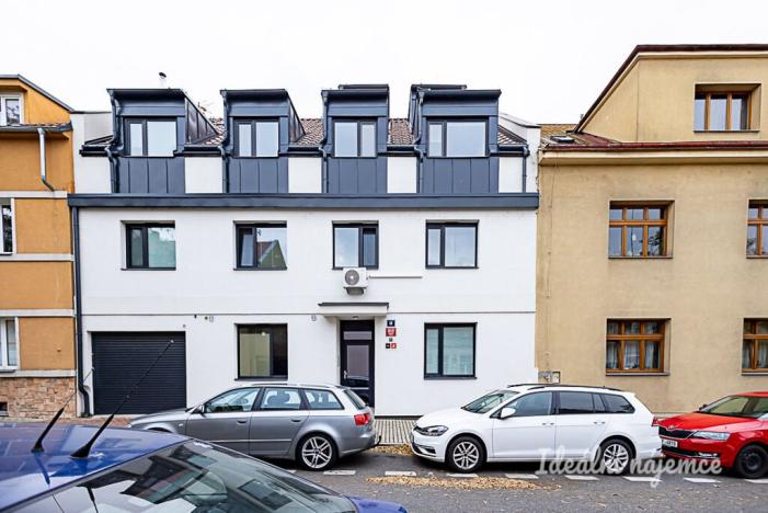 Pronájem bytu 1+kk, Praha - Hloubětín, Konzumní, 18 m2