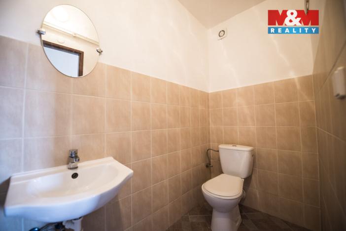 Pronájem bytu 3+1, Nechanice, Husovo nám., 98 m2