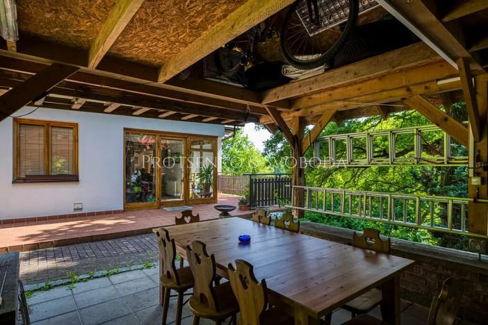 Prodej ubytování, Mnichovice, Nad rybníkem, 312 m2