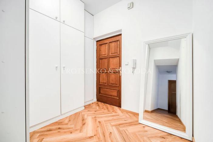 Pronájem bytu 2+kk, Praha - Staré Město, Ovocný trh, 81 m2