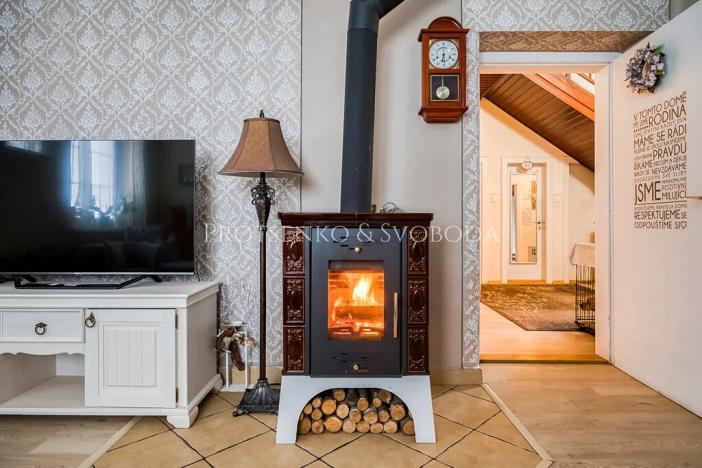 Prodej rodinného domu, Suchdol nad Lužnicí, Pražská, 180 m2