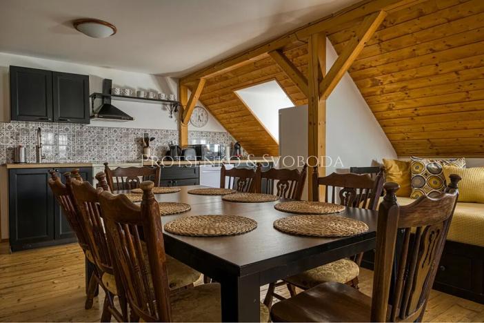 Prodej vícegeneračního domu, Dalečín, 536 m2