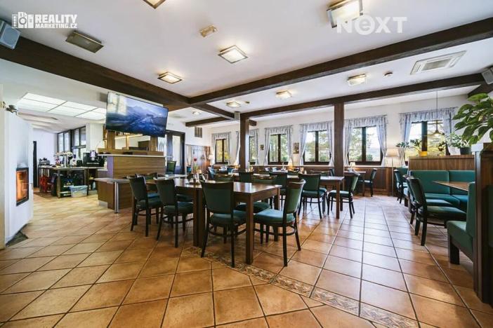 Prodej restaurace, Račice-Pístovice, 304 m2