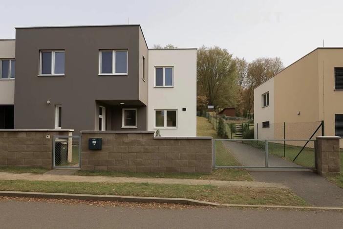 Prodej rodinného domu, Zlín, Karmínová, 122 m2