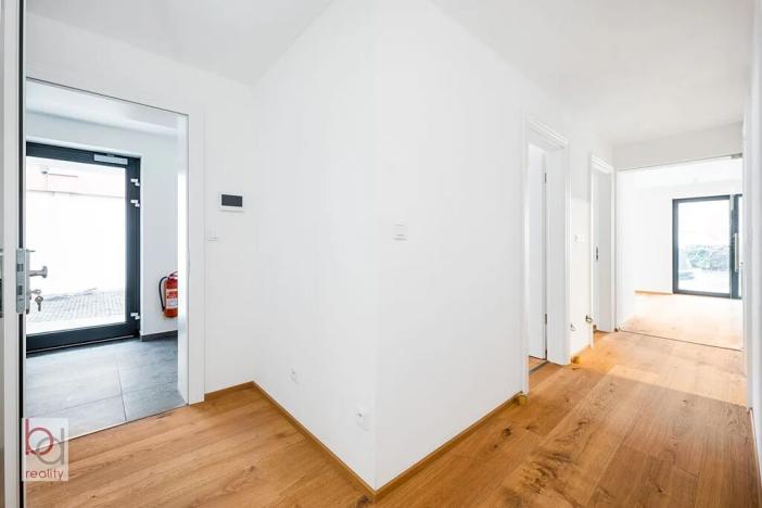 Pronájem bytu 3+kk, České Budějovice, Rudolfovská tř., 72 m2