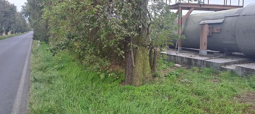 Prodej komerčního pozemku, Měšice, 2035 m2