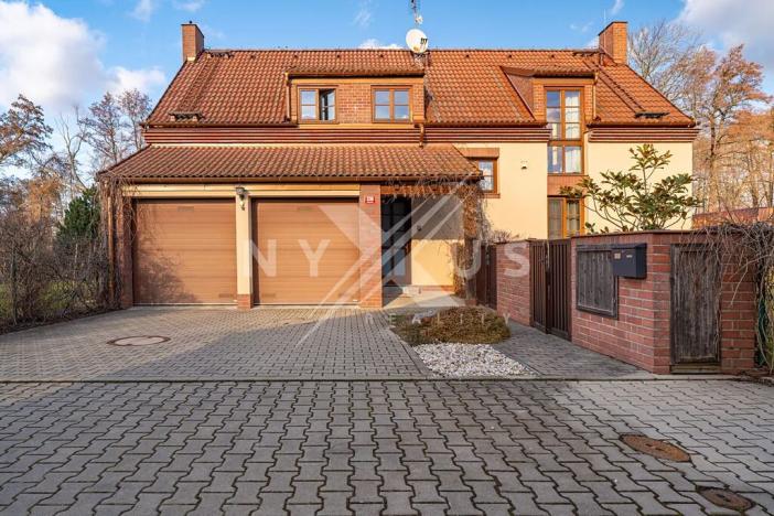 Prodej rodinného domu, Dobřejovice, 250 m2