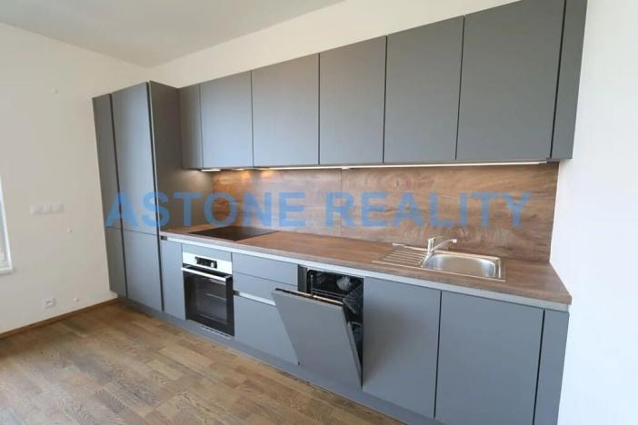 Pronájem bytu 2+kk, Praha - Vysočany, Smržových, 61 m2