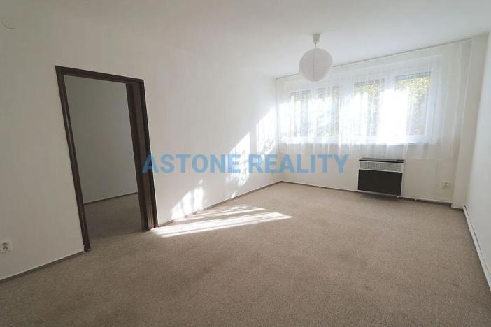 Pronájem bytu 2+kk, Praha - Libeň, U školičky, 43 m2