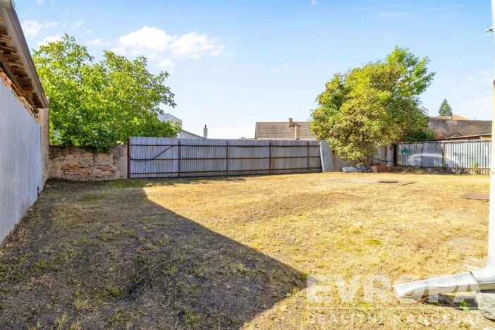 Prodej pozemku pro bydlení, Praha - Běchovice, Českobrodská, 584 m2