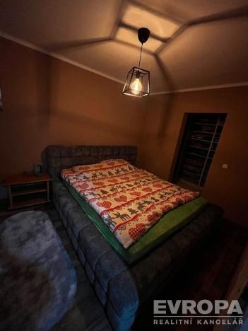 Prodej rodinného domu, Razová, 435 m2