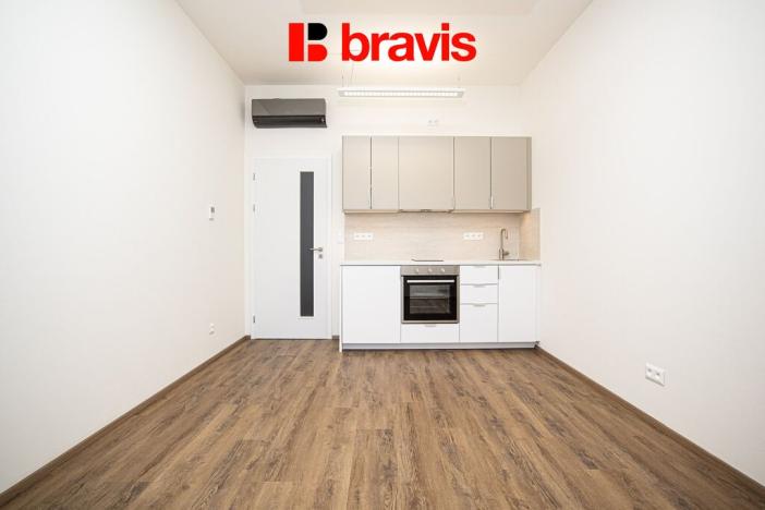 Pronájem bytu 1+kk, Brno - Komárov, Komárovská, 28 m2