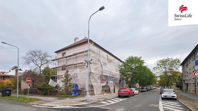 Prodej bytu 2+1, Pardubice, Sezemická, 59 m2