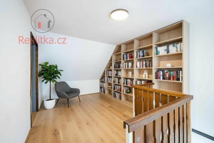 Prodej bytu 3+1, Český Krumlov - Plešivec, 96 m2