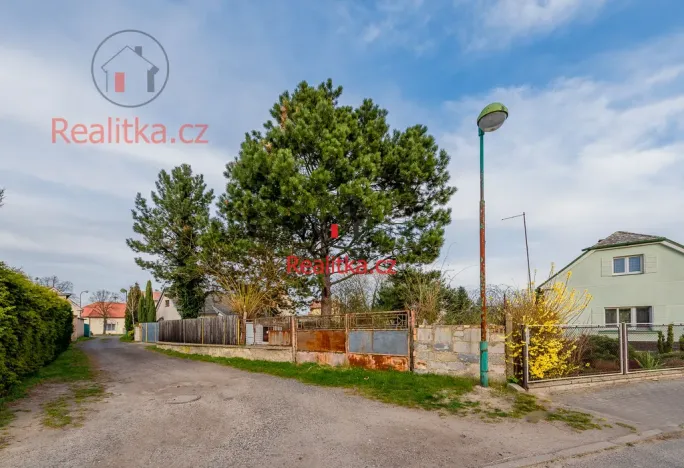 Prodej pozemku pro bydlení, Bechlín, 1430 m2