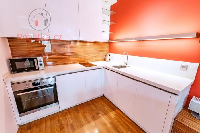 Prodej bytu 2+kk, Praha - Žižkov, Havlíčkovo náměstí, 60 m2