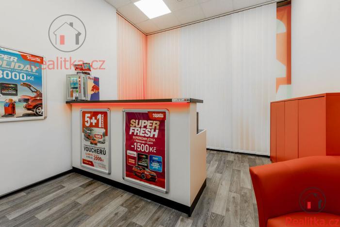 Prodej obchodního prostoru, Praha - Háje, Opatovská, 173 m2