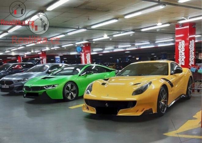 Pronájem obchodního prostoru, Praha, 300 m2