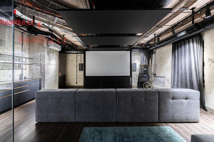 Prodej pokoje, Praha - Modřany, Československého exilu, 124 m2