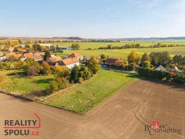 Prodej pozemku pro bydlení, Přelouč - Škudly, 1805 m2