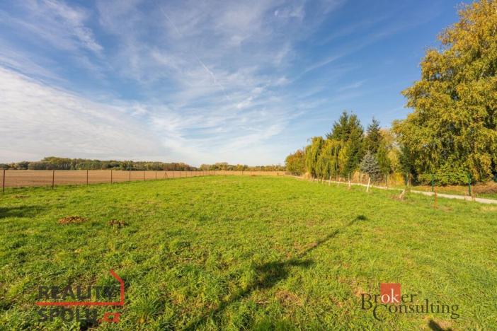 Prodej pozemku pro bydlení, Přelouč - Škudly, 1805 m2