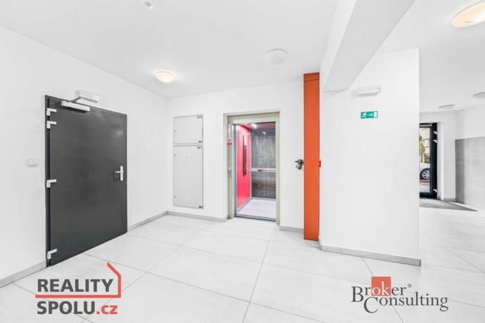 Prodej bytu 2+kk, Plzeň - Černice, Nepomucká, 64 m2