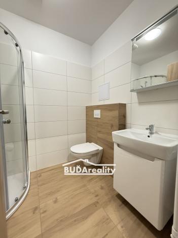 Pronájem bytu 2+kk, Otrokovice, tř. Osvobození, 40 m2