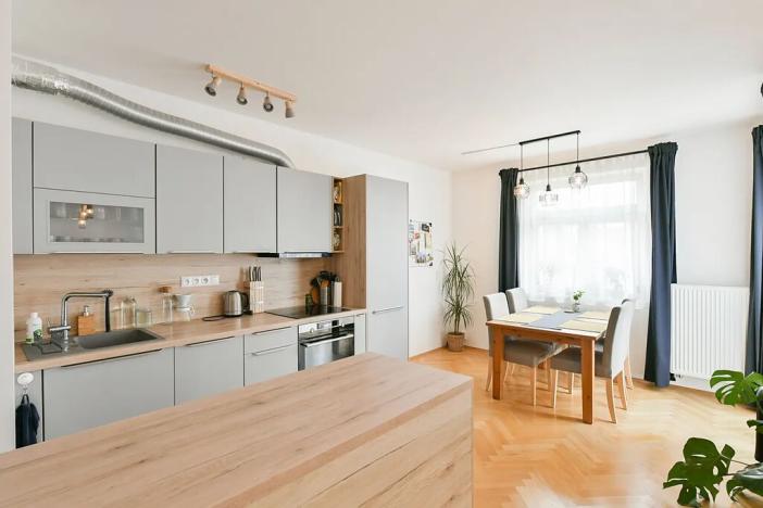 Pronájem bytu 3+kk, Praha - Bubeneč, Korunovační, 91 m2