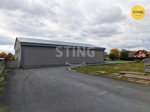 Prodej kanceláře, Třebětice, 1982 m2