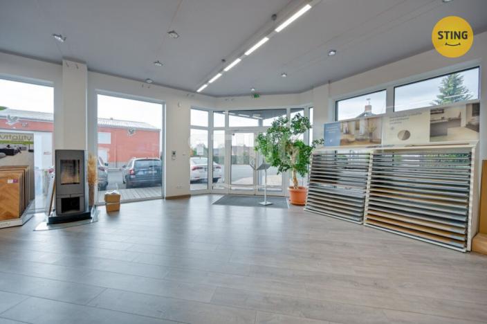 Prodej kanceláře, Třebětice, 1982 m2