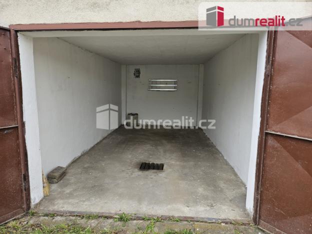 Pronájem garáže, Lovosice, Terezínská, 16 m2