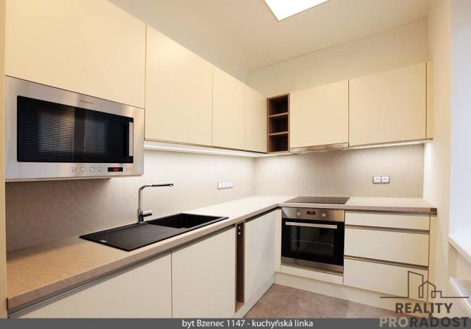 Pronájem bytu 3+1, Bzenec, J. Hanáka, 83 m2