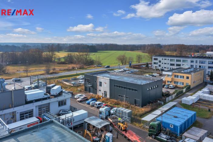 Prodej obchodního prostoru, Hradec Králové - Slezské Předměstí, Bratří Štefanů, 876 m2