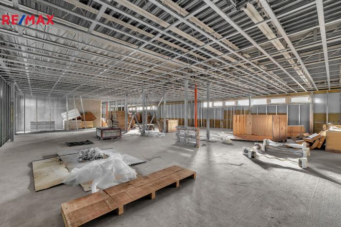 Prodej obchodního prostoru, Hradec Králové - Slezské Předměstí, Bratří Štefanů, 876 m2