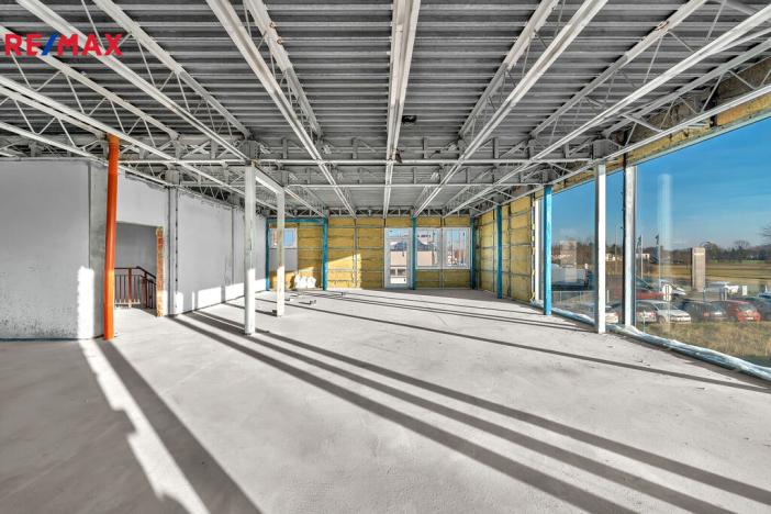 Prodej obchodního prostoru, Hradec Králové - Slezské Předměstí, Bratří Štefanů, 876 m2