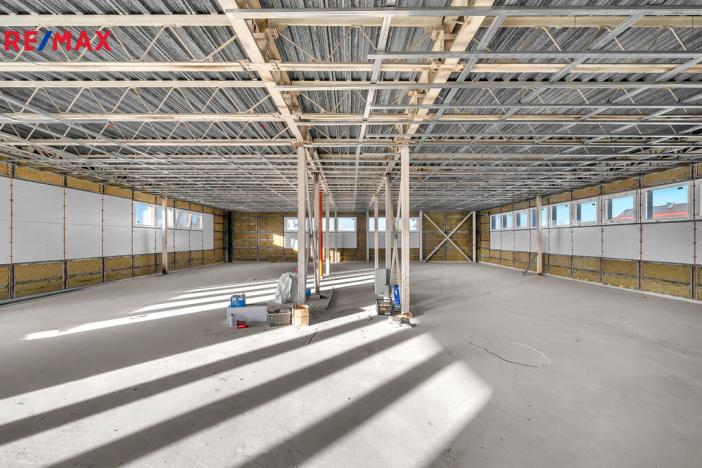 Prodej obchodního prostoru, Hradec Králové - Slezské Předměstí, Bratří Štefanů, 876 m2