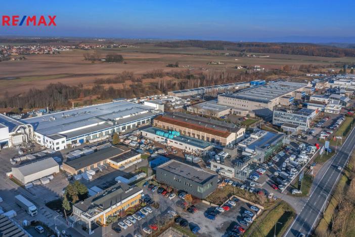 Prodej obchodního prostoru, Hradec Králové - Slezské Předměstí, Bratří Štefanů, 876 m2