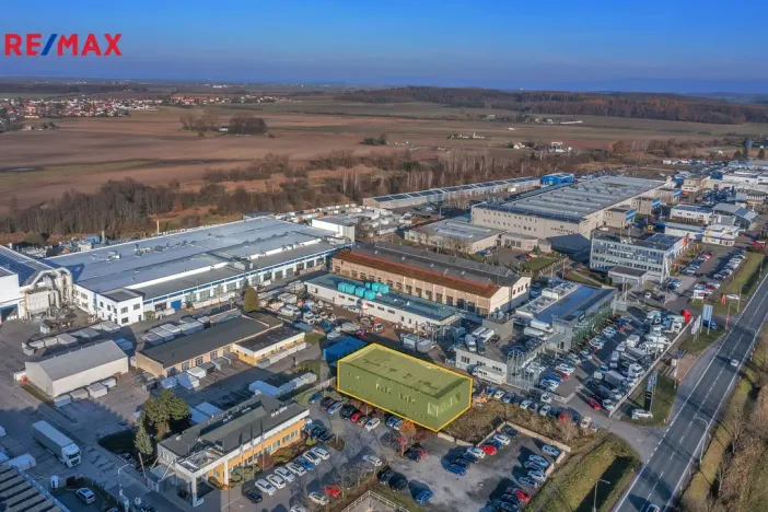 Prodej obchodního prostoru, Hradec Králové - Slezské Předměstí, Bratří Štefanů, 876 m2