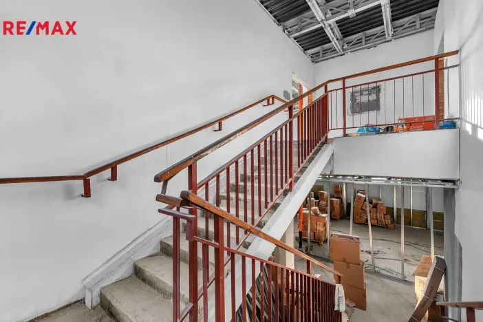 Prodej obchodního prostoru, Hradec Králové - Slezské Předměstí, Bratří Štefanů, 876 m2