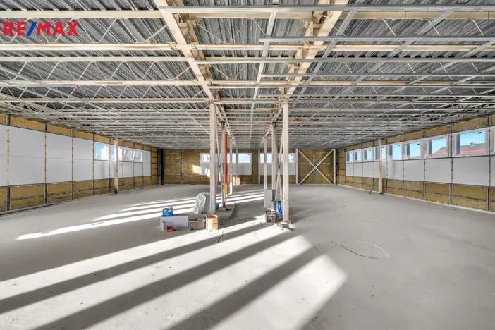 Prodej obchodního prostoru, Hradec Králové - Slezské Předměstí, Bratří Štefanů, 876 m2