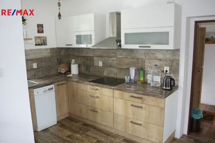 Prodej chalupy, Měňany, 120 m2