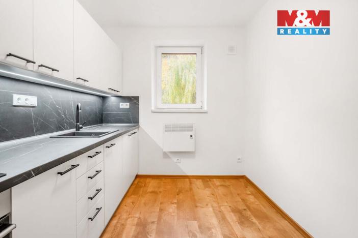 Pronájem bytu 3+1, Snědovice - Sukorady, 70 m2