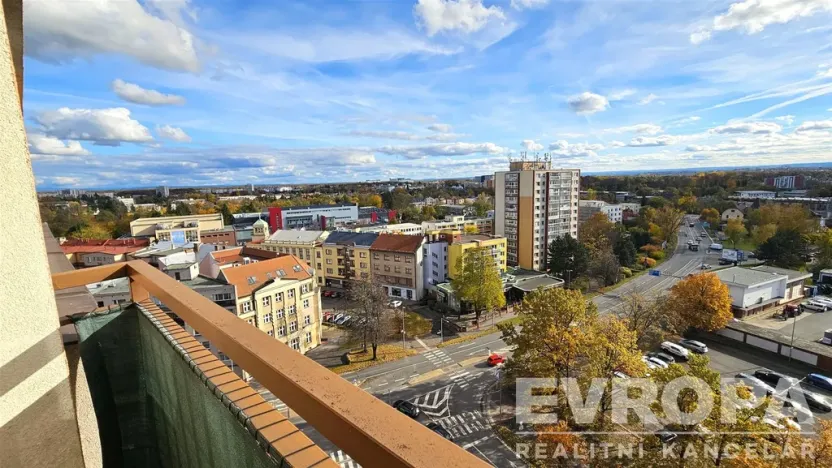 Prodej bytu 3+1, Pardubice - Zelené Předměstí, Karla IV., 76 m2